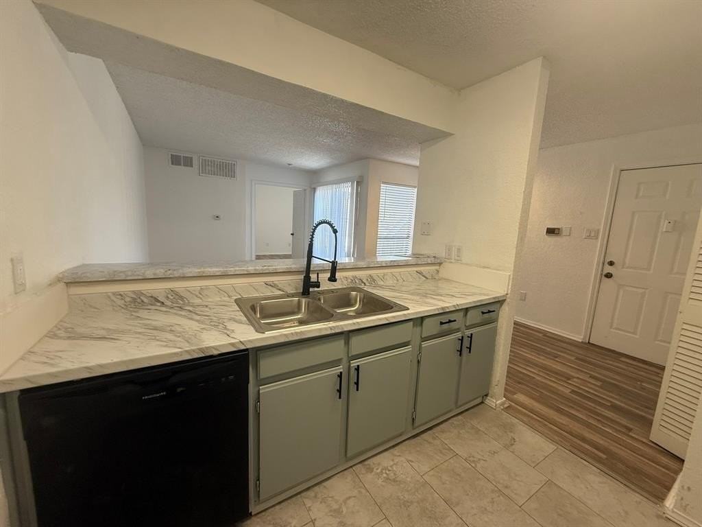 9813 Walnut Street #302 - Photo 2 of 8