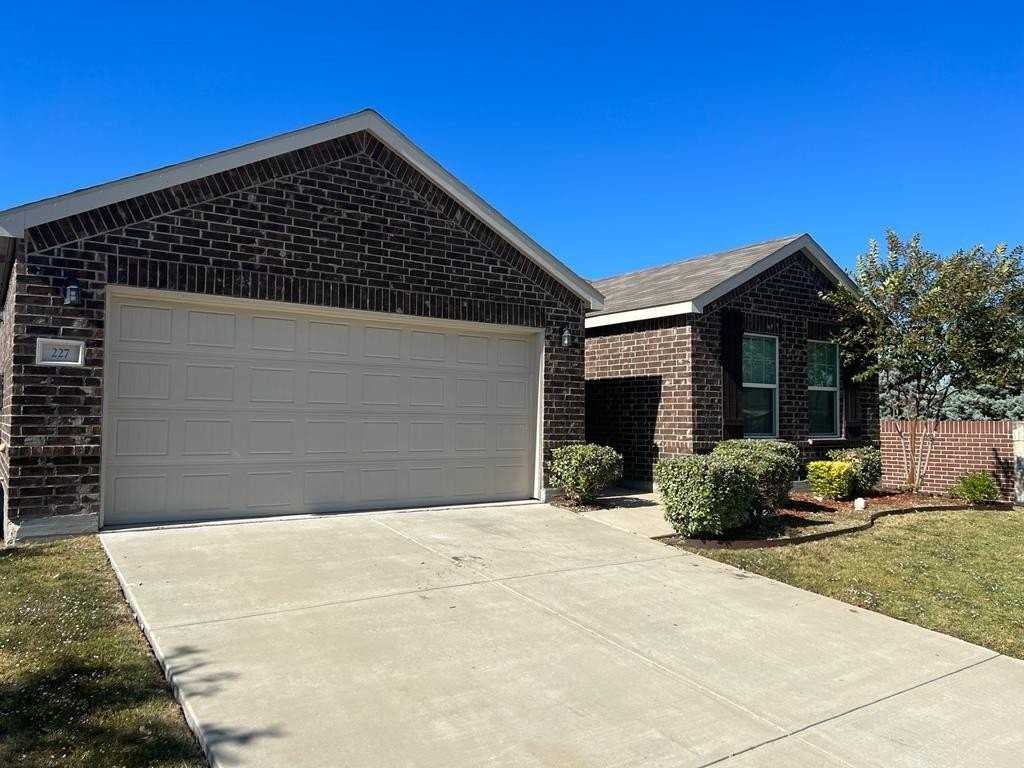 227 Citrus Dr - Photo 5 of 24