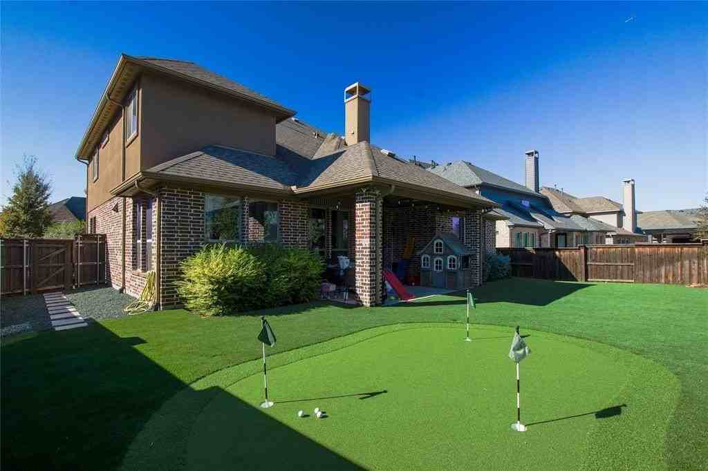 4640 Desert Willow Dr - Photo 3 of 31