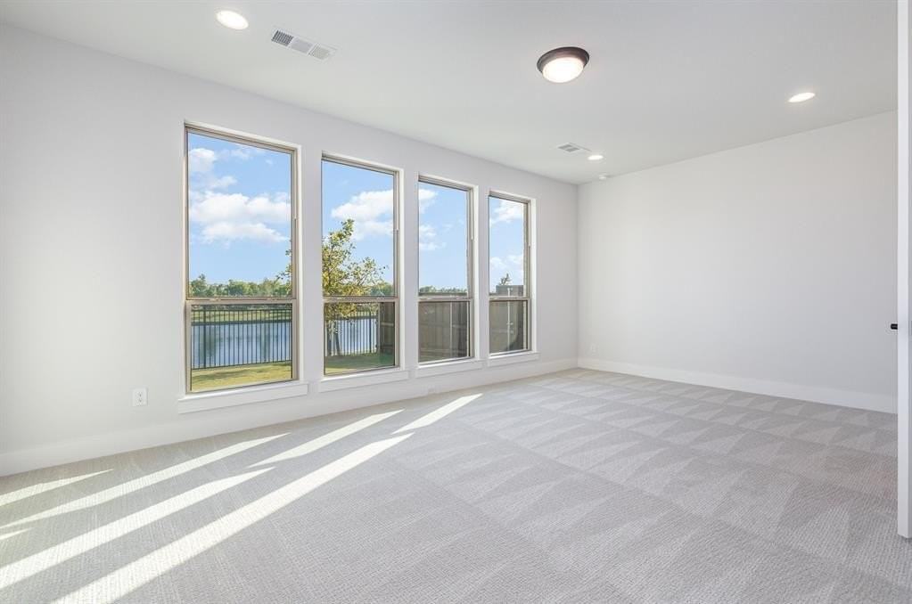 2916 Watterloo Ln - Photo 6 of 34