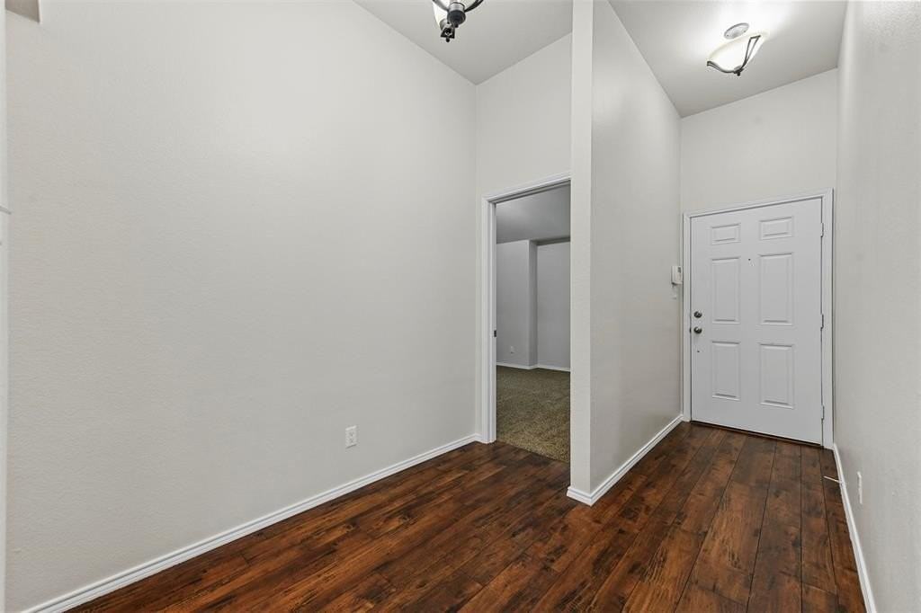 2008 Cattle Creek Rd - Photo 3 of 32