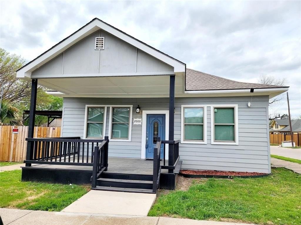 2000 May St - Photo 2 of 35