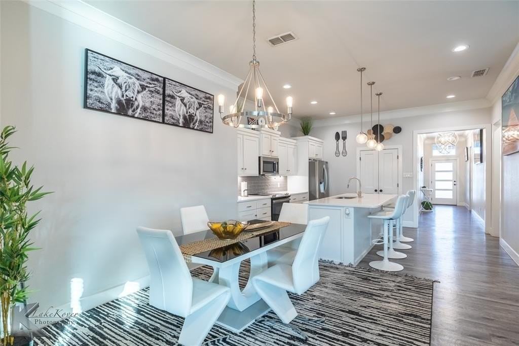 4517 Crosley Ln - Photo 7 of 33