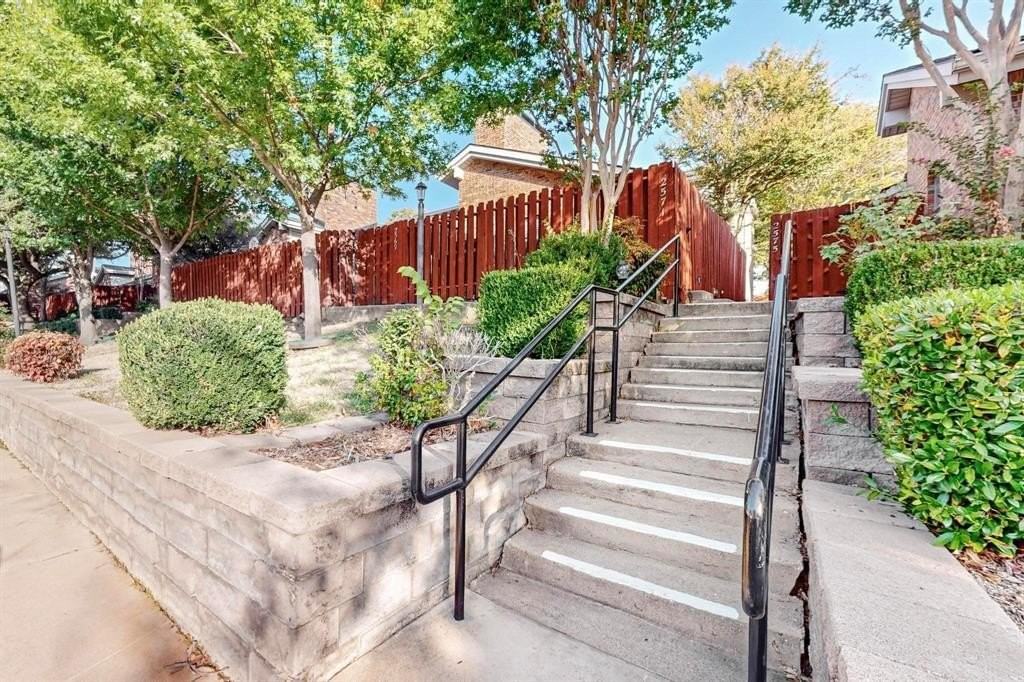 2569 Shady Ridge Dr - Photo 6 of 38