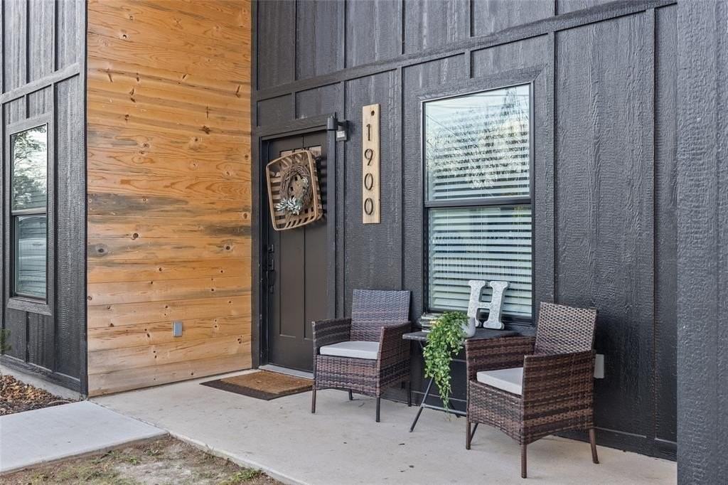 1900 Rosemary St - Photo 5 of 35