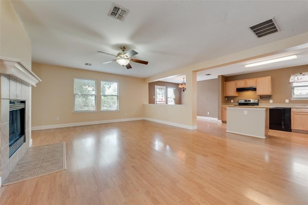 1700 Timber Glen Dr - Photo 7 of 21