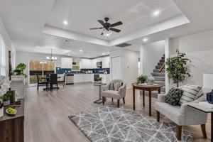 featured image of 1009 N Barrett Ave