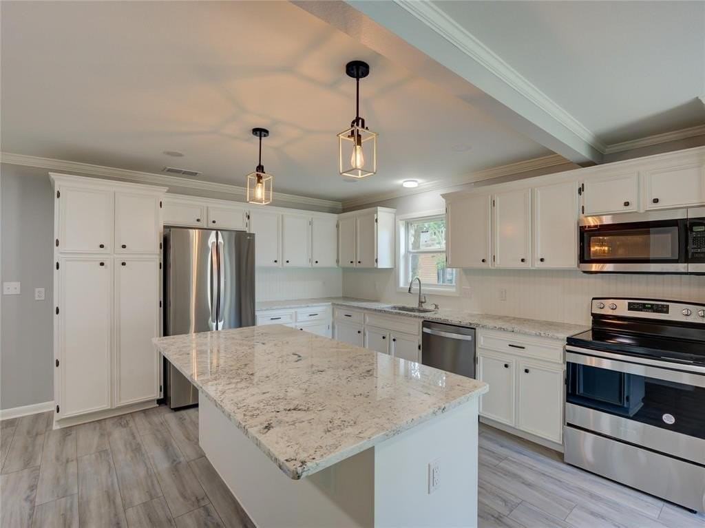 1330 E Washington St - Photo 5 of 20