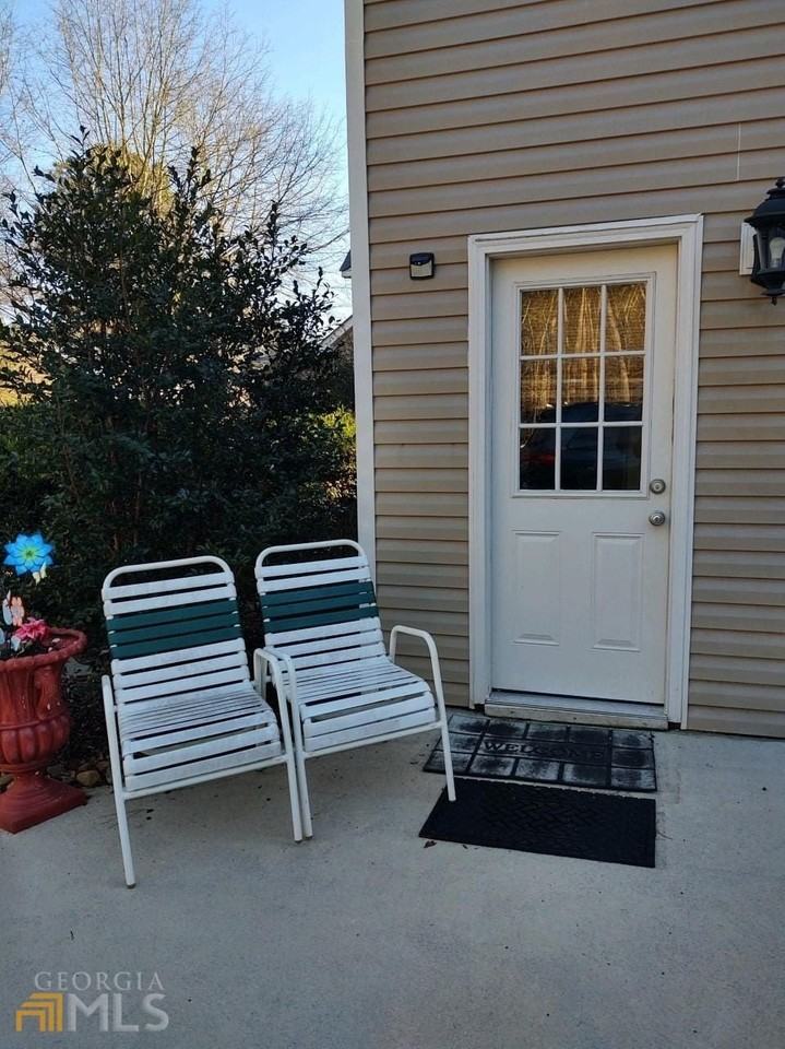 1467 Elders Mill Rd - Photo 3 of 18