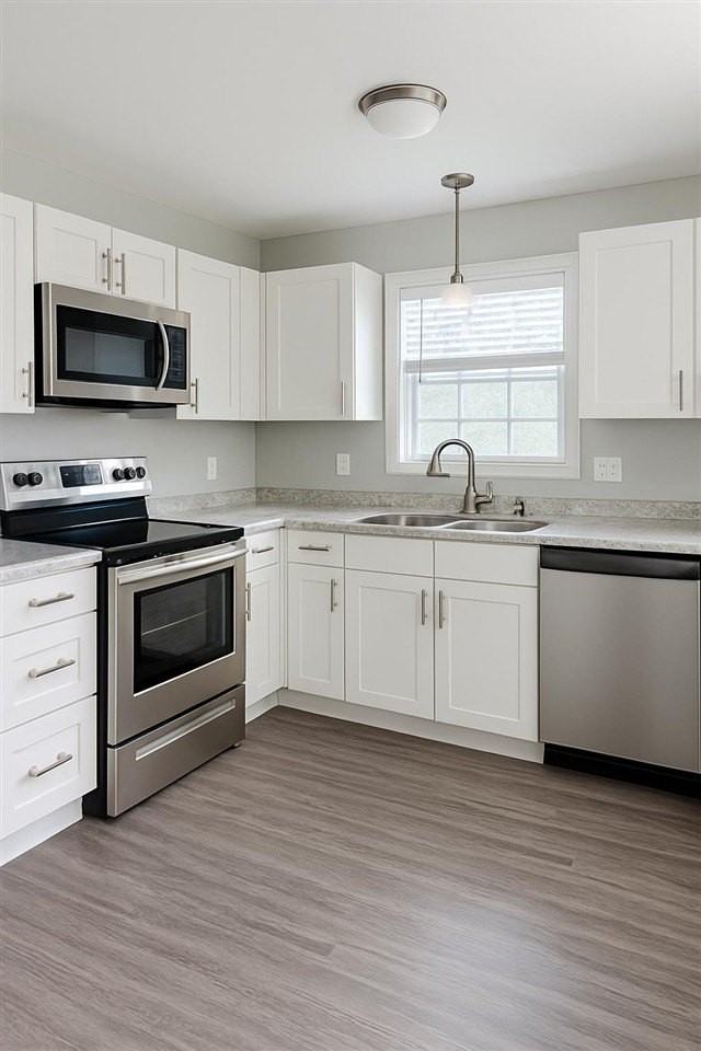 1412 Magnolia St #D - Photo 3 of 8