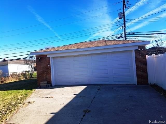 4061 Stanley Ave - Photo 3 of 23