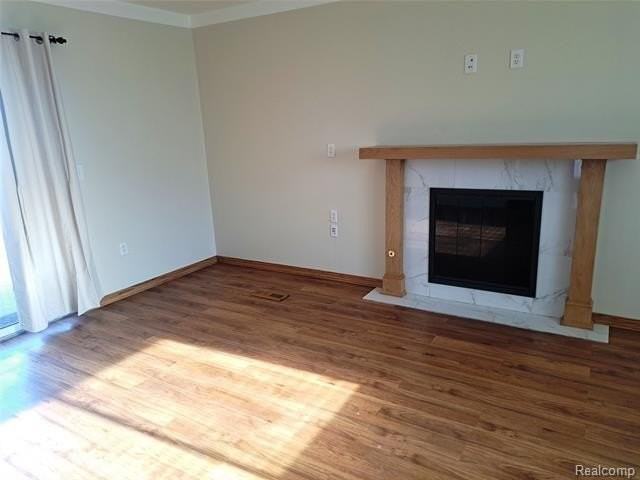 4061 Stanley Ave - Photo 4 of 23