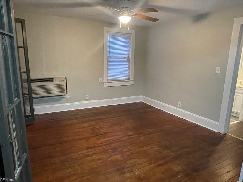 3102 Arctic Ave #7 - Photo 6 of 12