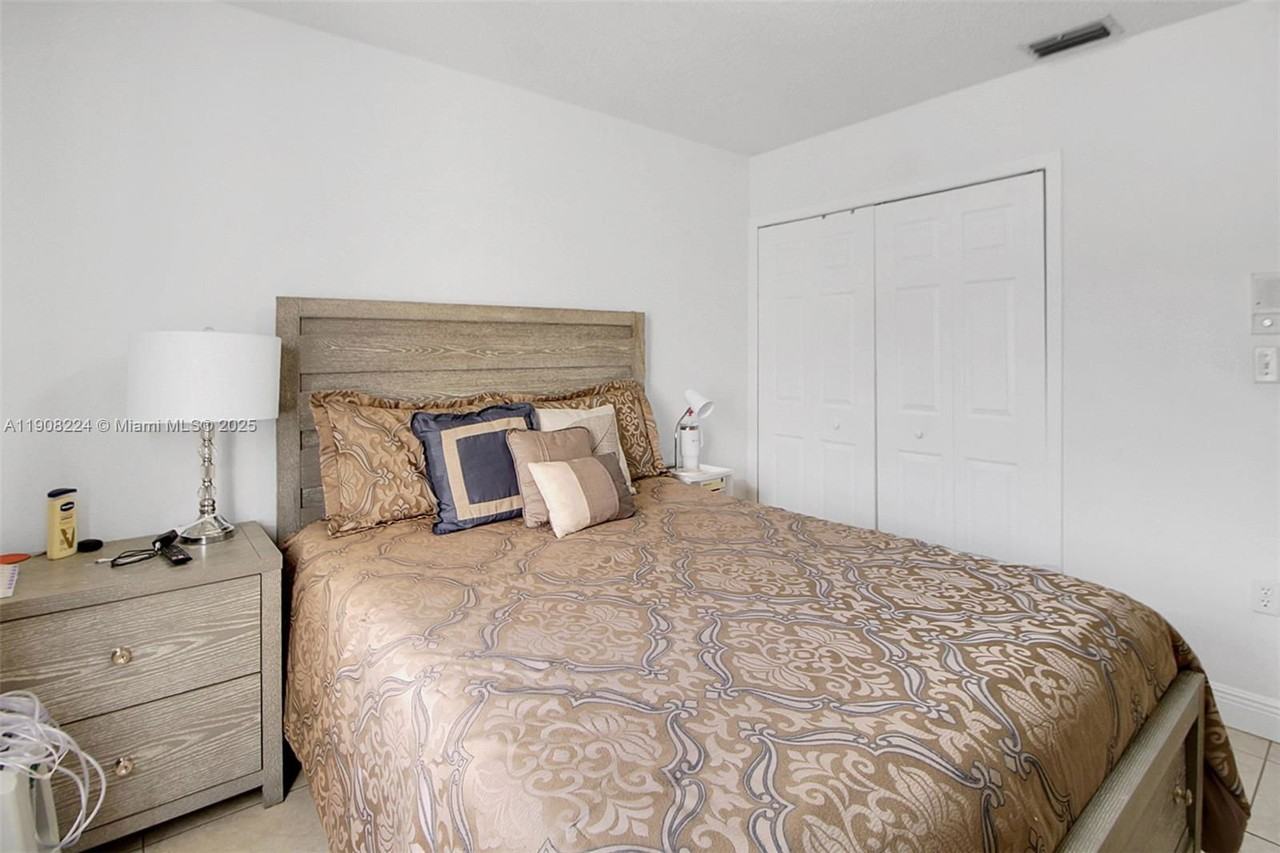 13625 Sw 99th Ter #13625 - Photo 6 of 8