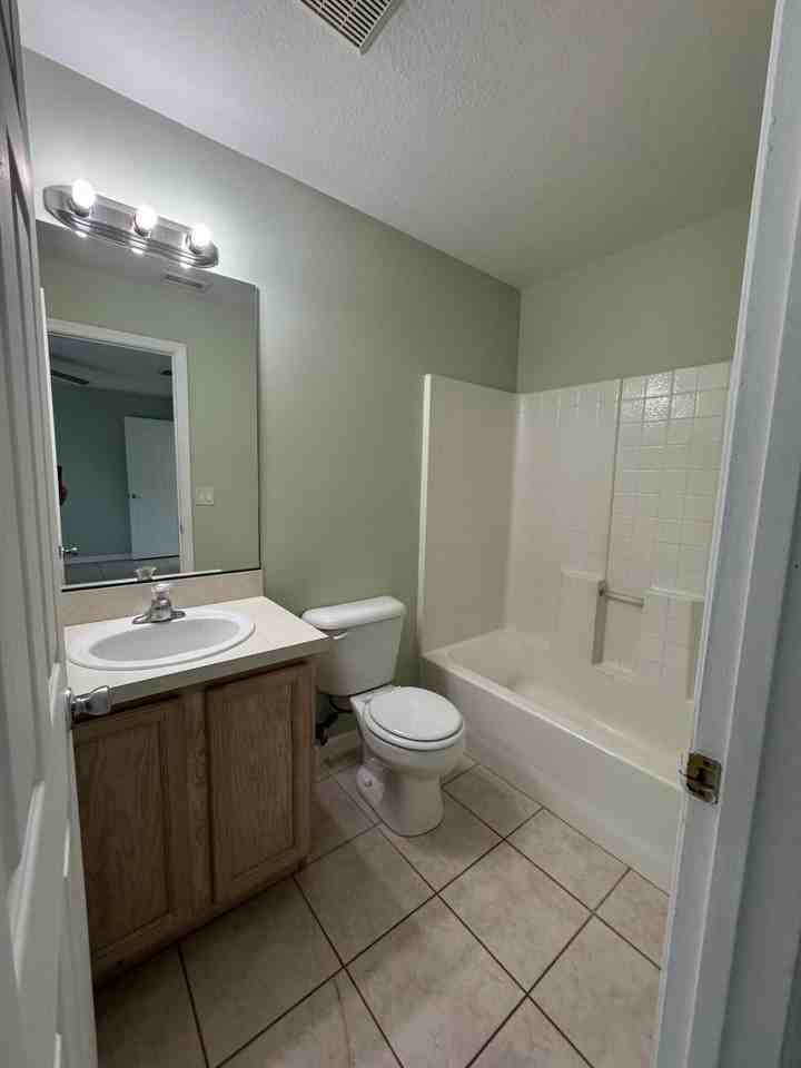 3825 Sw Kakopo St - Photo 7 of 11