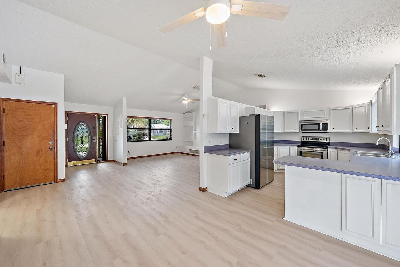 489 Se Evergreen Ter - Photo 6 of 25