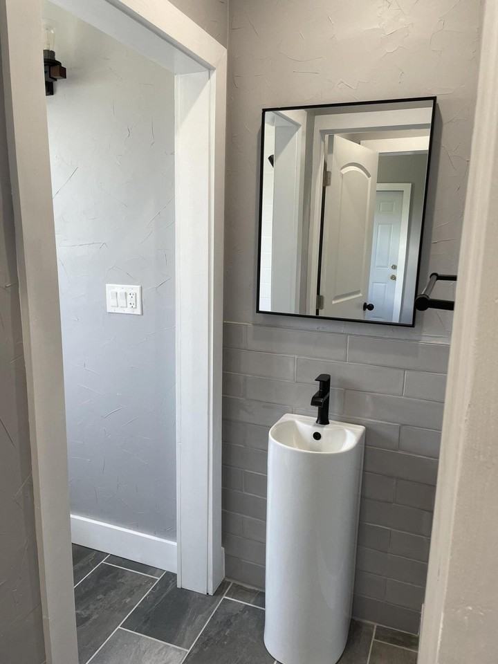 432 15th St #2 - Photo 5 of 10