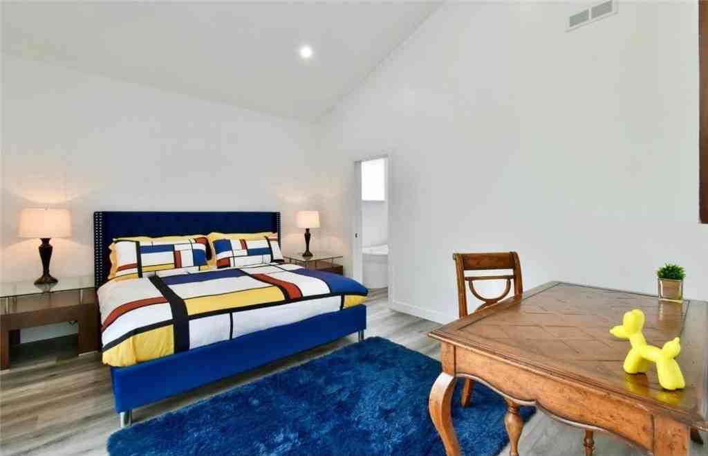 1021 Gardner Street - Photo 5 of 8