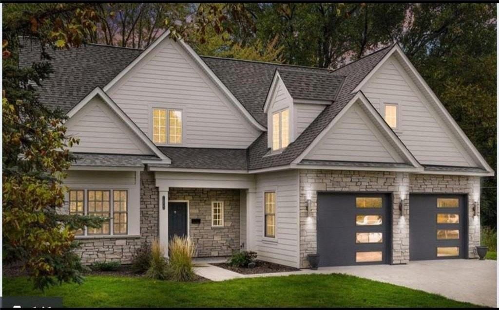 1032 Gardner St E - Photo 2 of 8