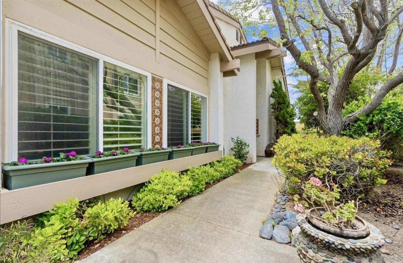 1608 Caminito Asterisco - Photo 2 of 26