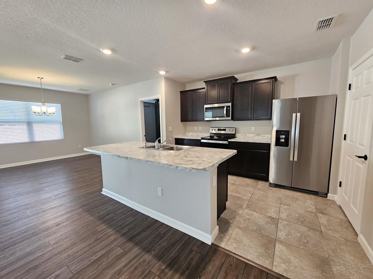 480 Sorrento Drive - Photo 6 of 24