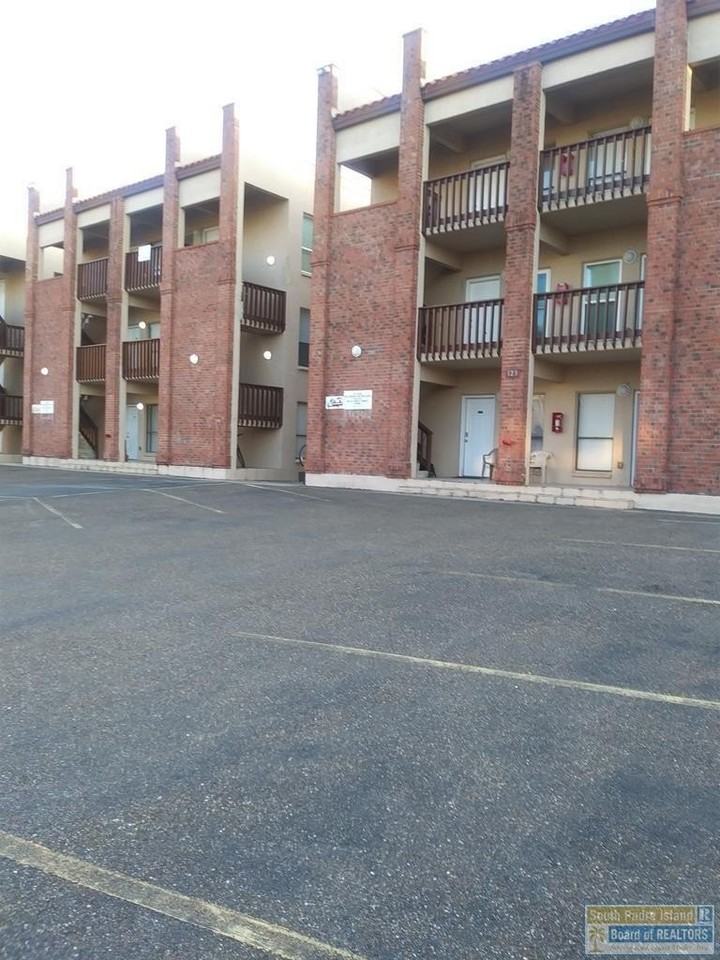 125 E Morningside Dr - Photo 3 of 20