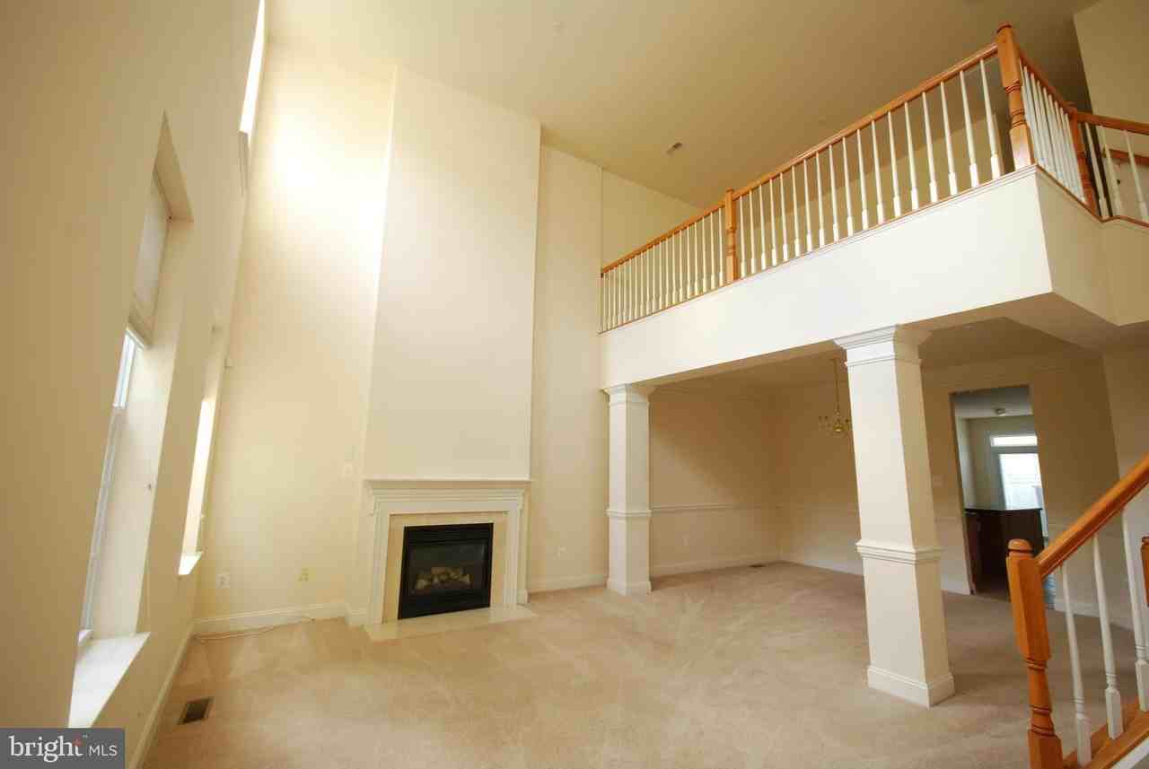 908 Reserve Champion Dr - Photo 4 of 30