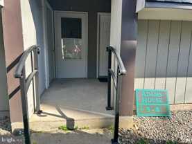 25 CHURCH ROAD MAPLE SHADE NJ #8 unit: #8 #8 - Photo 1 of 1