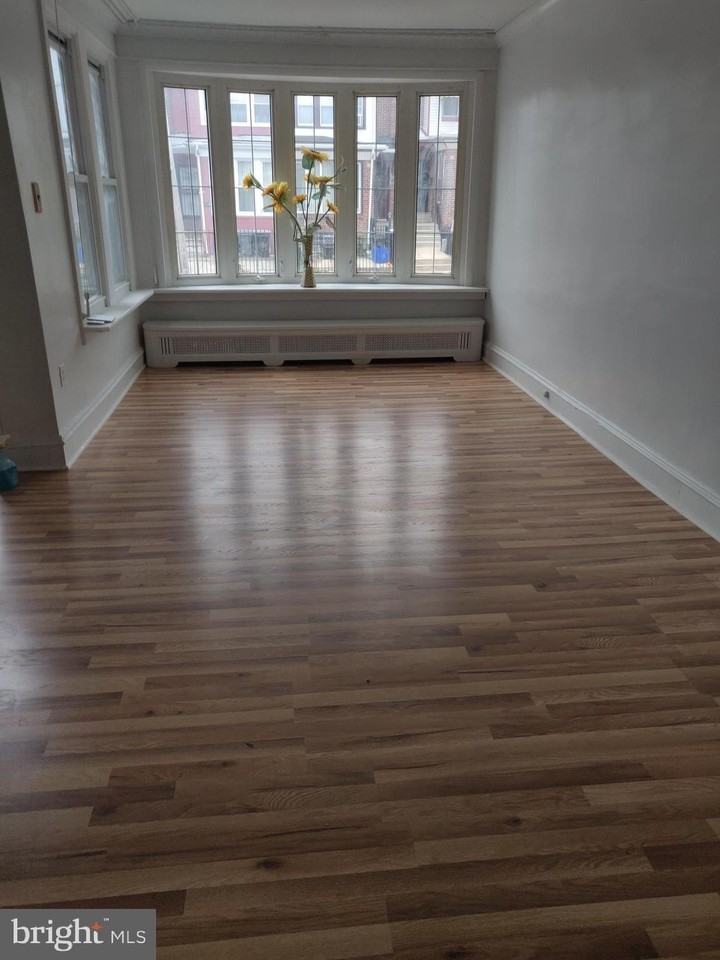 7131 Louise Street - Photo 6 of 19