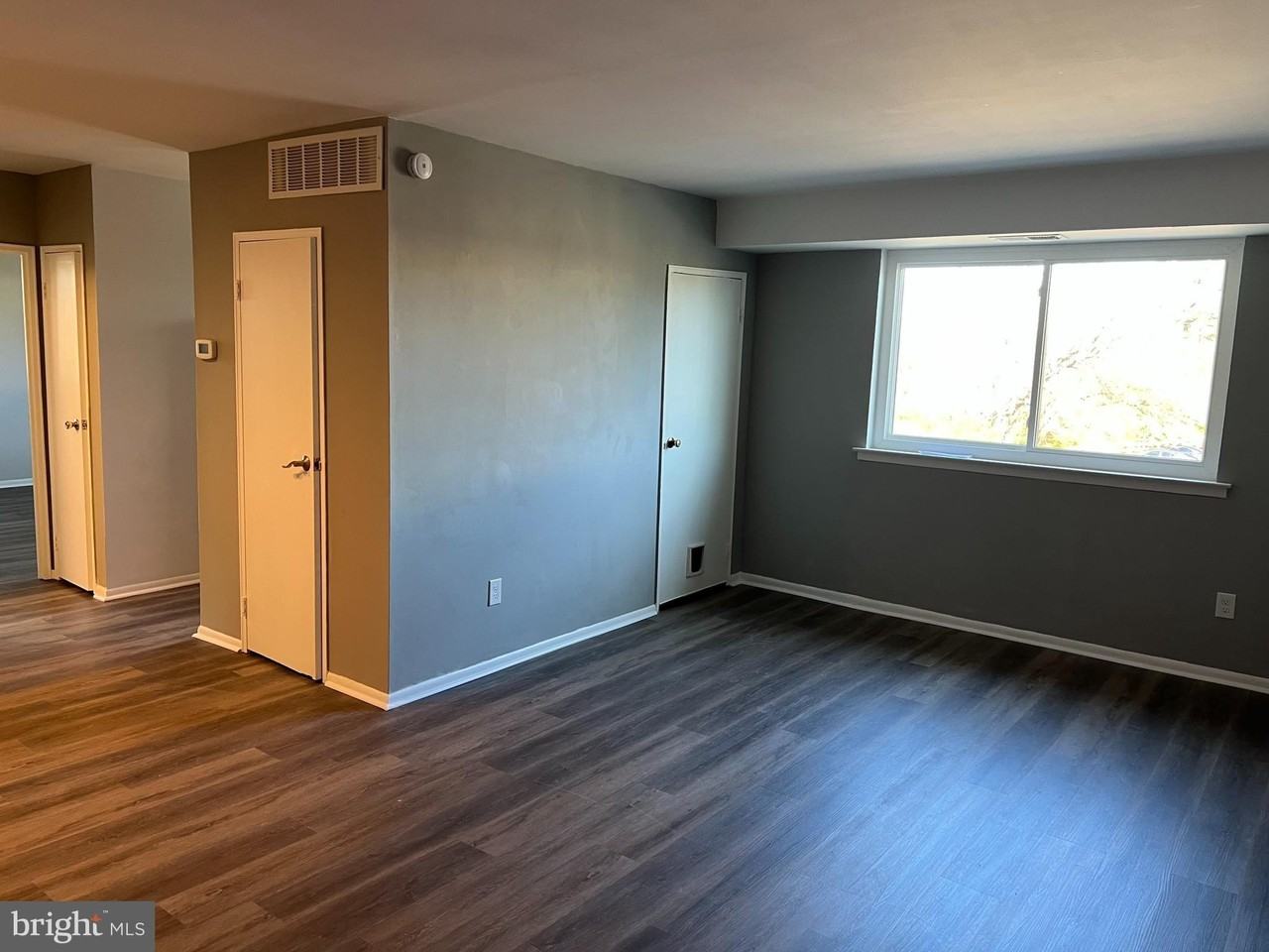 9921 Bustleton Ave Apt Q9 #Q9 - Photo 4 of 19