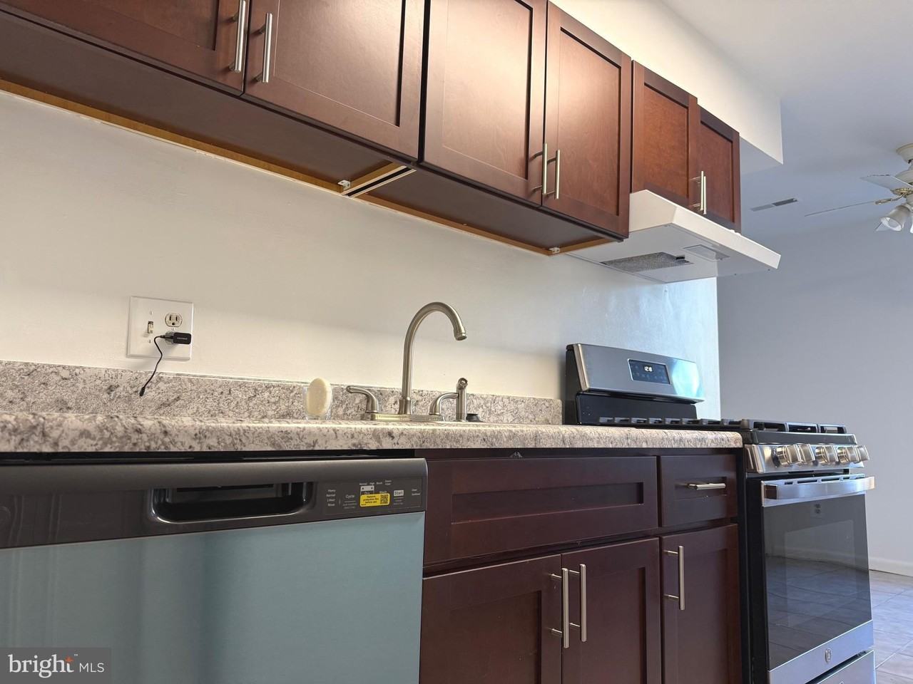 3300 Woodburn Village Dr Apt 23 #23 - Photo 7 of 20