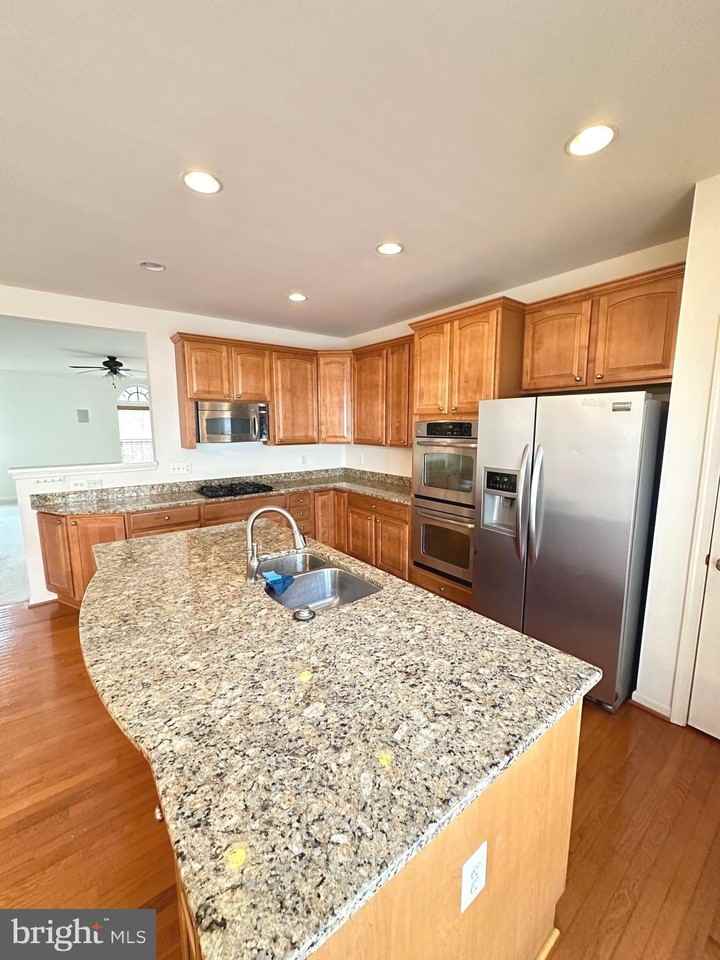 2100 Abbottsbury Way - Photo 7 of 21