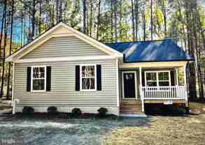 102 Azalea Way - Photo 1 of 1