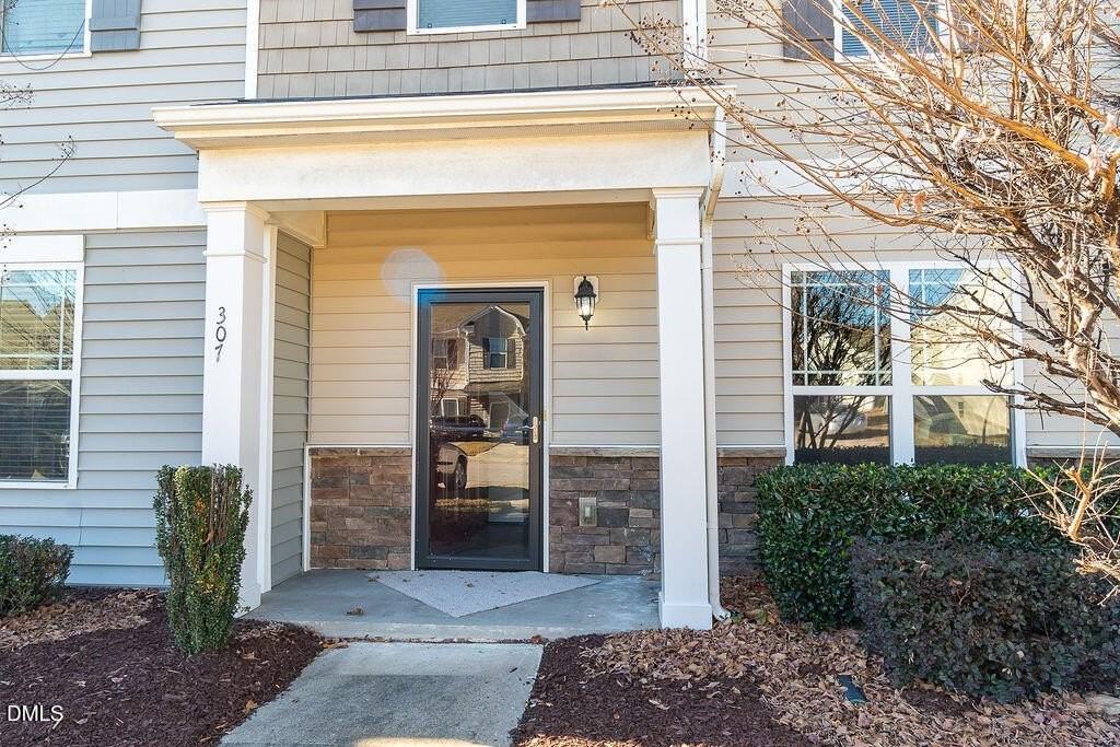 307 Morgan Brook Way - Photo 2 of 21