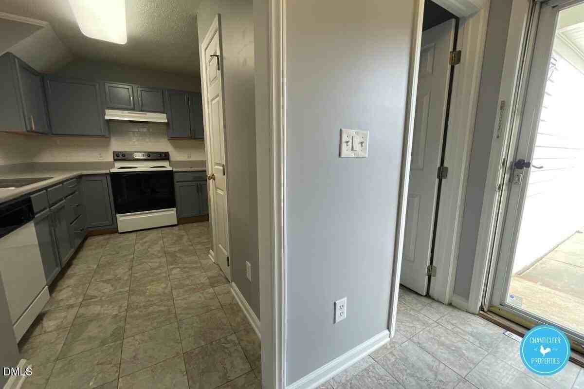 5263 Eagle Trace Dr - Photo 4 of 20