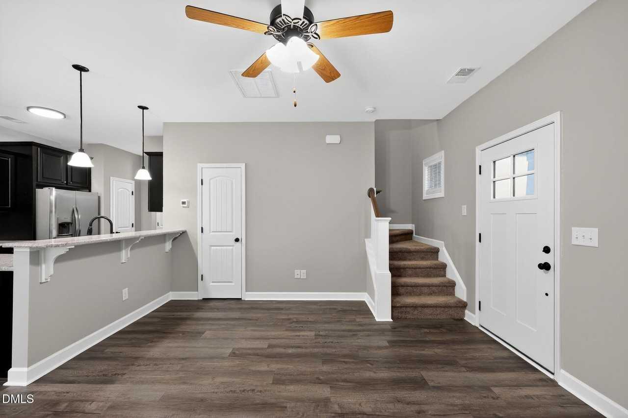 411 East 3rd Street - Photo 5 of 29