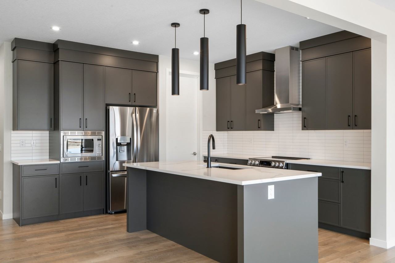 47 Royston Way Nw #A - Photo 2 of 34