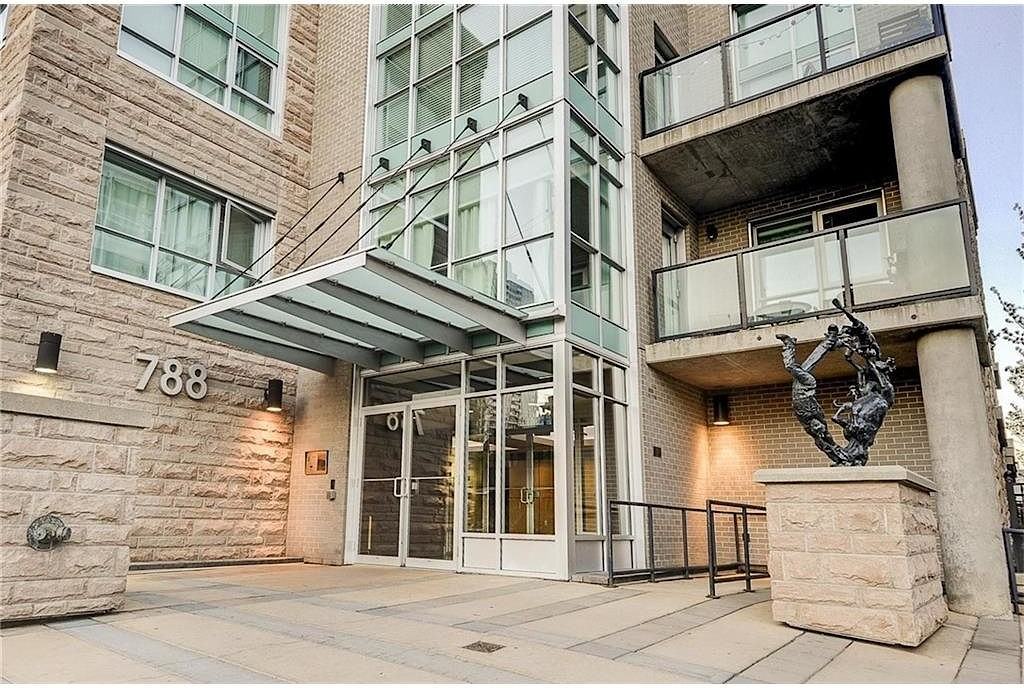 1403 Rue De Calgary #1 - Photo 2 of 3