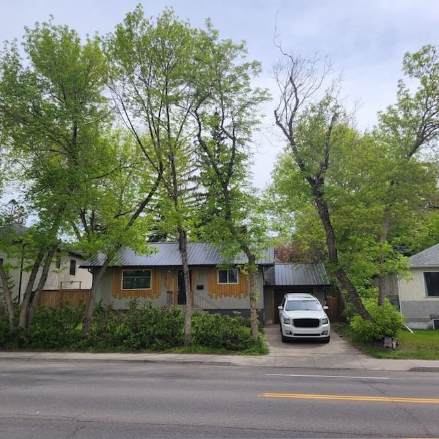 2816 14 Street SW #1 - Photo 3 of 17