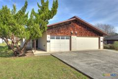 818 Lois Street North - Photo 1 of 1