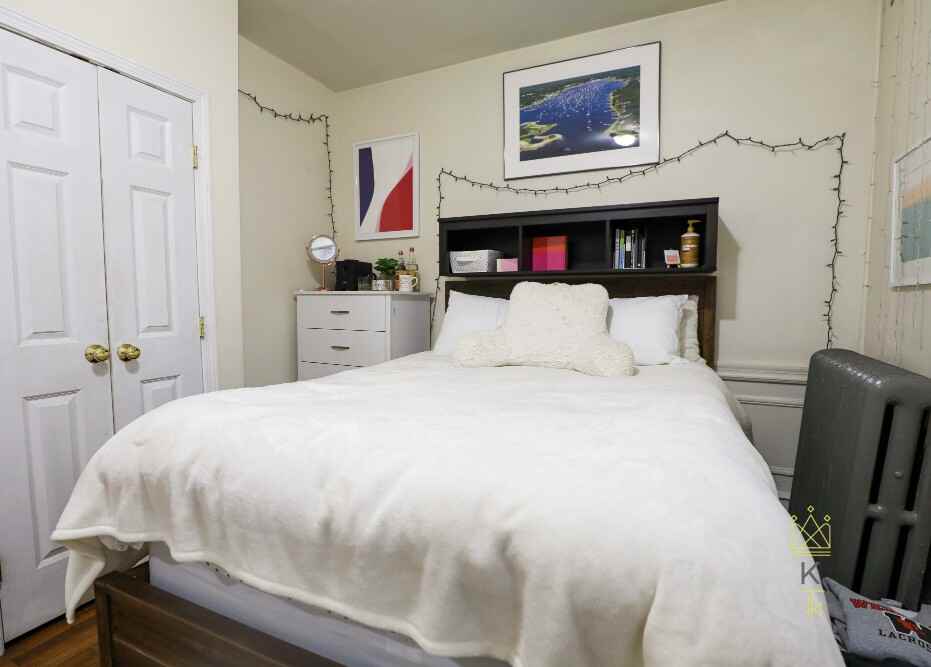 322 Saint Paul St #1 - Photo 5 of 11