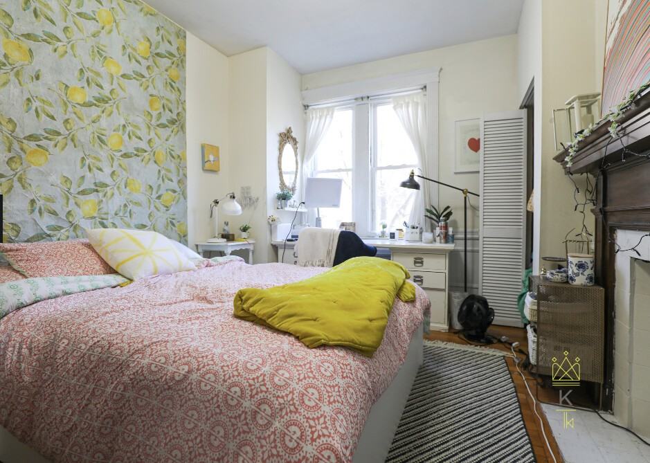 322 Saint Paul St #1 - Photo 7 of 11