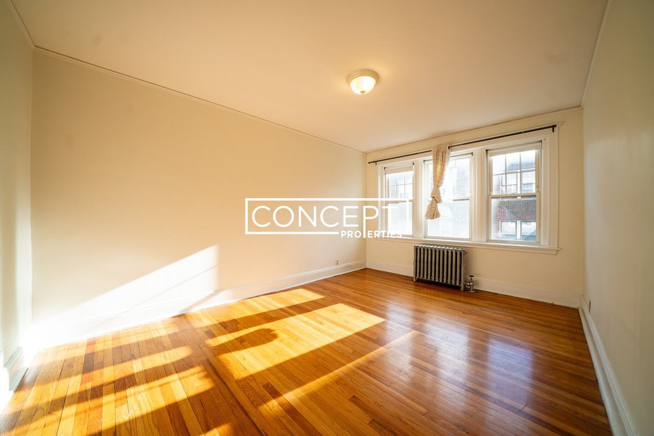 56 Selkirk Rd #5 - Photo 2 of 35