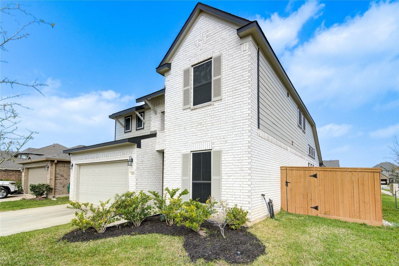 5439 Rustic Ruby Dr - Photo 3 of 41