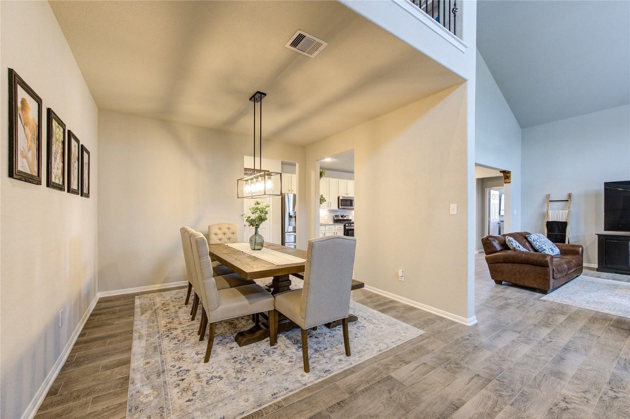 5439 Rustic Ruby Dr - Photo 6 of 41