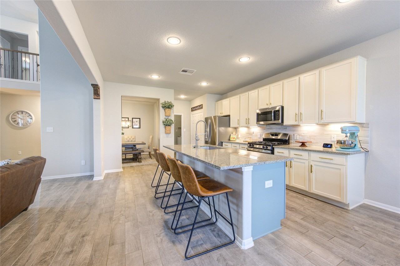 5439 Rustic Ruby Dr - Photo 7 of 41