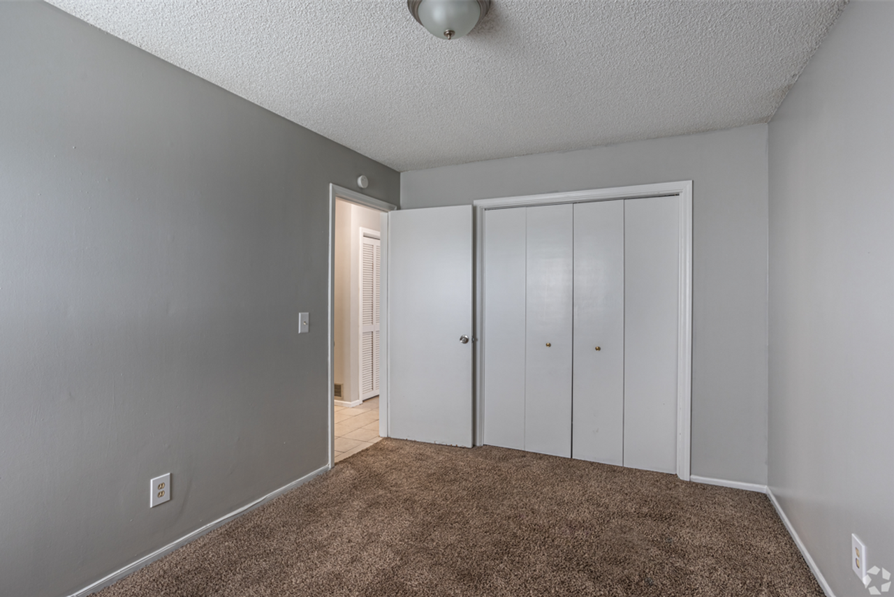 Autumn Place Apartments - Photo 6 of 18