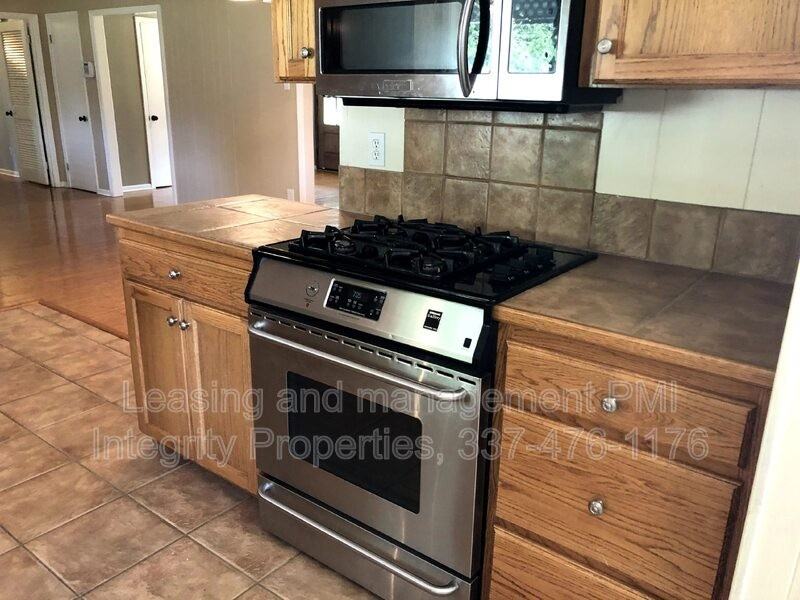 310 S Audubon Blvd - Photo 7 of 18