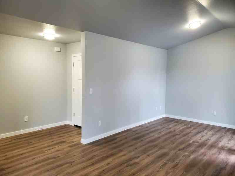 220 Cheryl Ln #2 - Photo 4 of 23