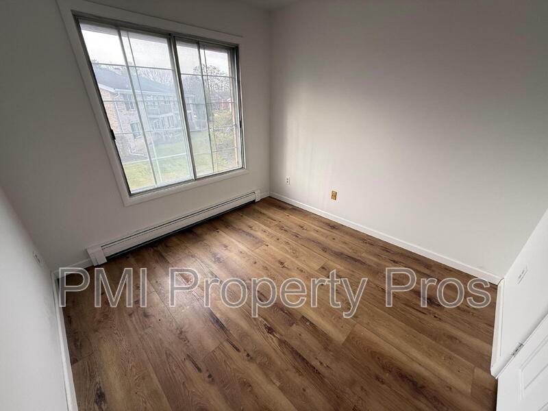 139 Heidel Rd #7 - Photo 4 of 26